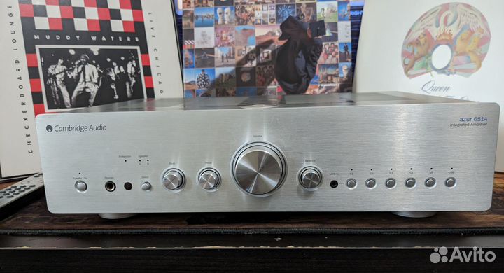 Усилитель Cambridge Audio Azur 651A