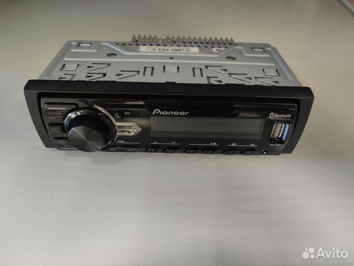 Автомагнитола Pioneer MVH-29BT, черная (б/у)