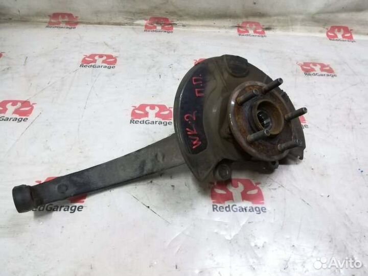 Ступица передняя правая Jeep Grand Cherokee WK2