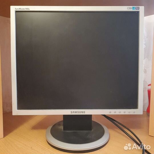Монитор Sumsung 940N и 740N