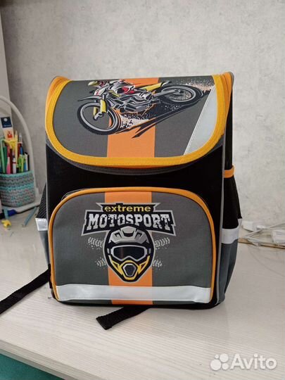 Школьный рюкзак