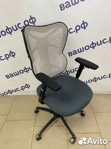 Кресло сетка с регулировками и качанием