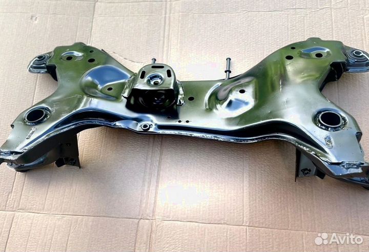 Подрамник Hyundai Getz