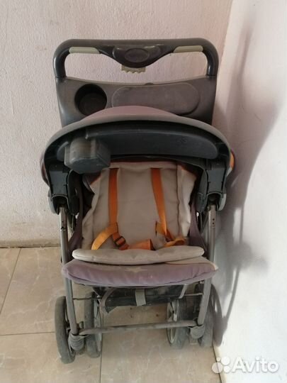 Прогулочная коляска