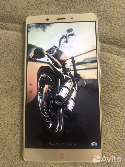 Телефон ZTE NubiaZ11 MAX