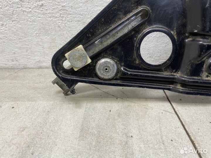 Стеклоподъемник электрический передний правый