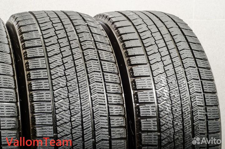 Bridgestone Blizzak VRX2 255/40 R18 95Q