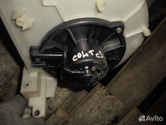 Моторчик отопителя Mitsubishi Colt CJ 1995-2003