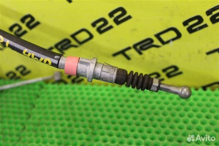 Тросик ручного тормоза задний Mitsubishi Outlander