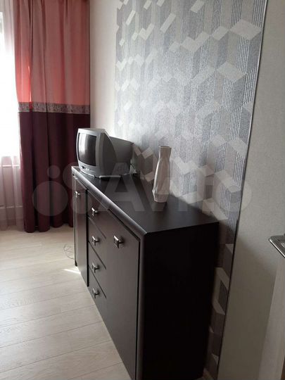 2-к. квартира, 55 м², 4/9 эт.