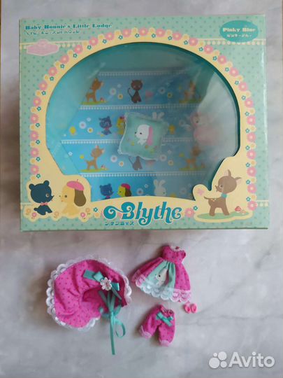 Домик-полочка и аутфит для петит блайз