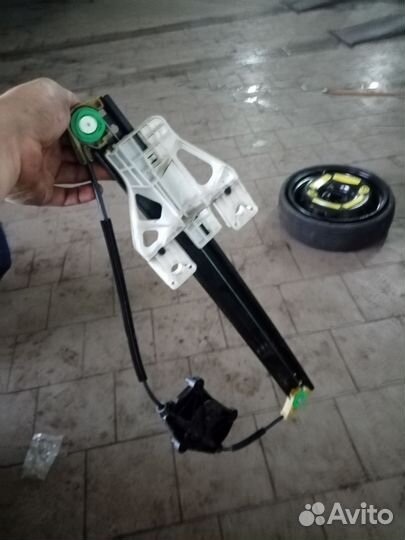 Шланг системы охлаждения к компенсационному бачку