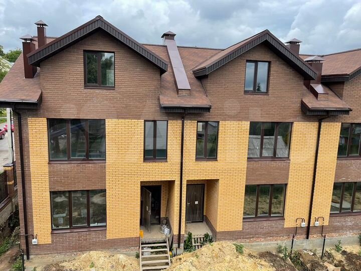 Таунхаус 127 м² на участке 2,5 сот.