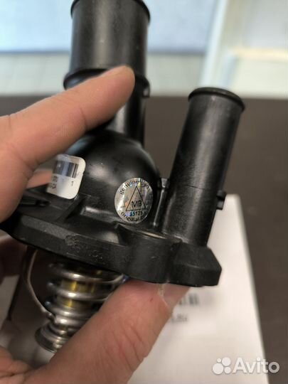 Термостат 2.0 EcoBoost. Ford Monde 4 2.0L