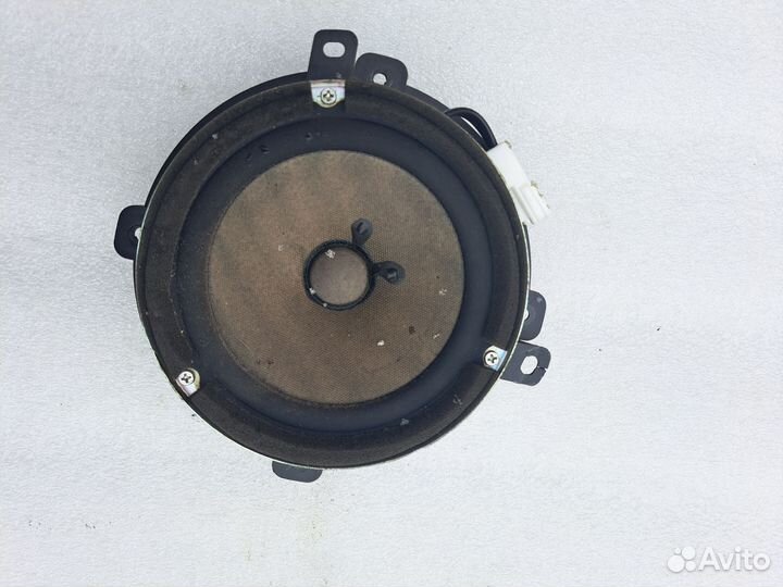 Киа рио 2 динамик двери передней правой