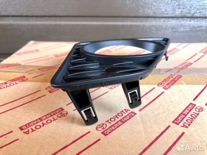 Рамка птф передняя правая Lexus Gs 2012-2015