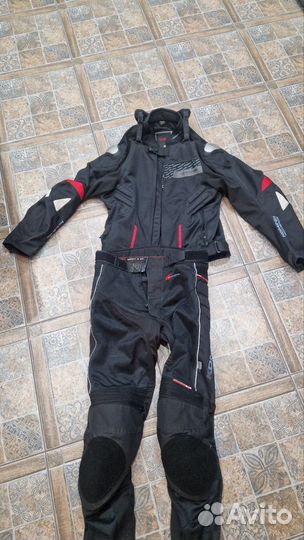 Мотокуртка