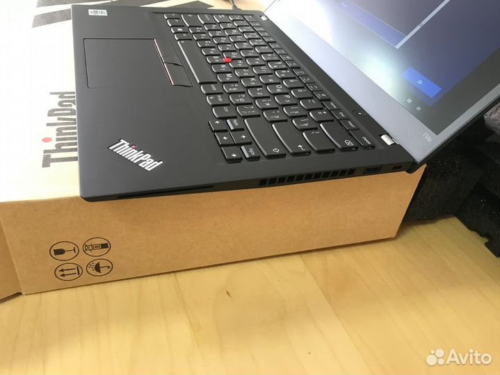 Ноутбук Lenovo ThinkPad T14s i5 16/512 SSD, LTE