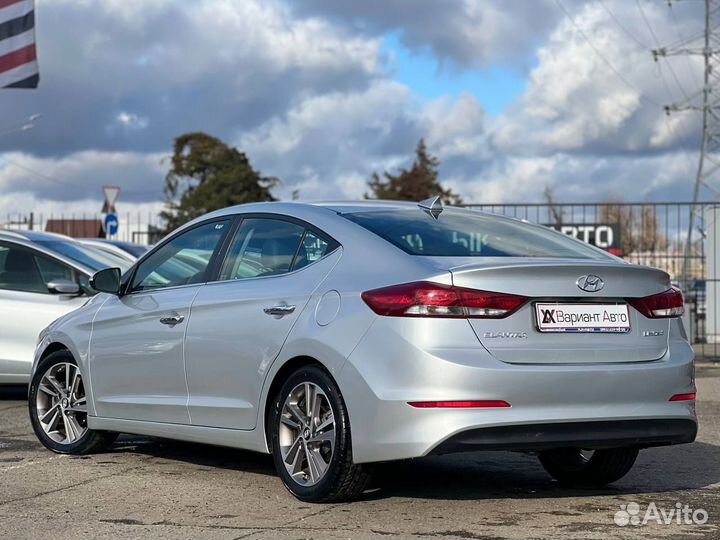 Hyundai Elantra 2.0 AT, 2016, 68 000 км