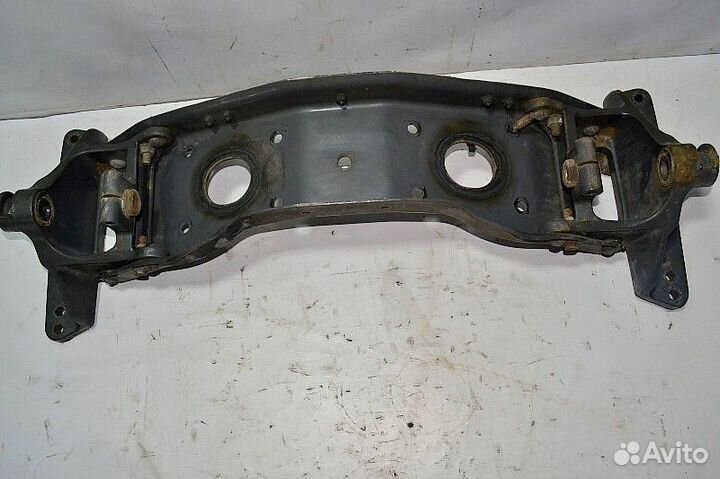 Траверса рамы volvo FH (01.12)