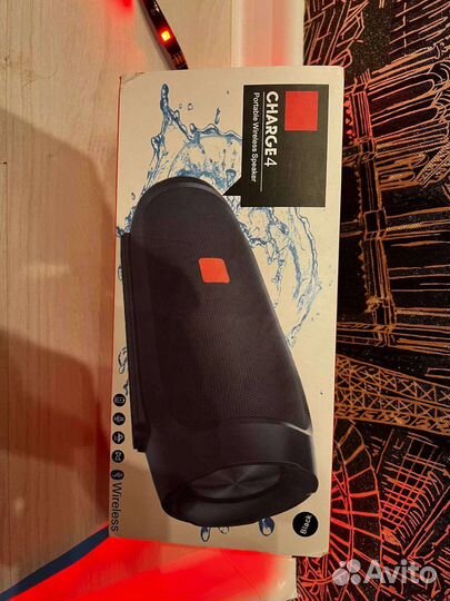 Портативная колонка charge 4