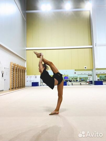 Тренер по художественной гимнастике