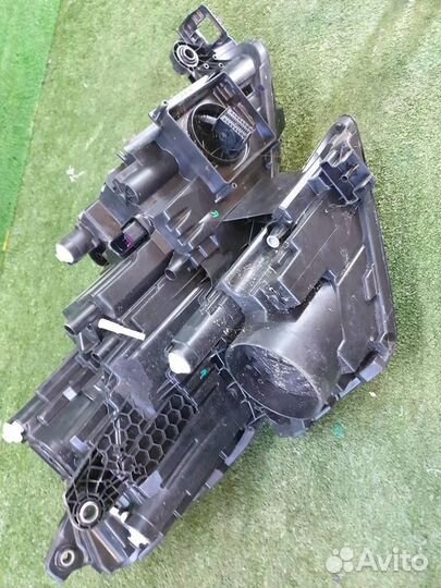 Фара левая Skoda Kodiaq