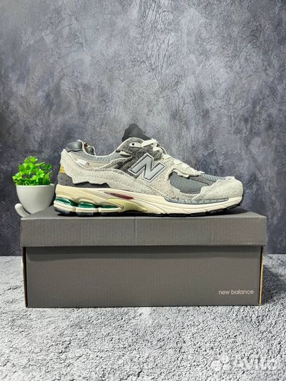 Кроссовки Мужские New Balance 2002