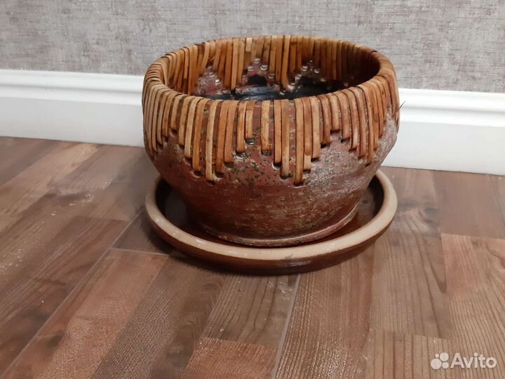 Кашпо для цветов