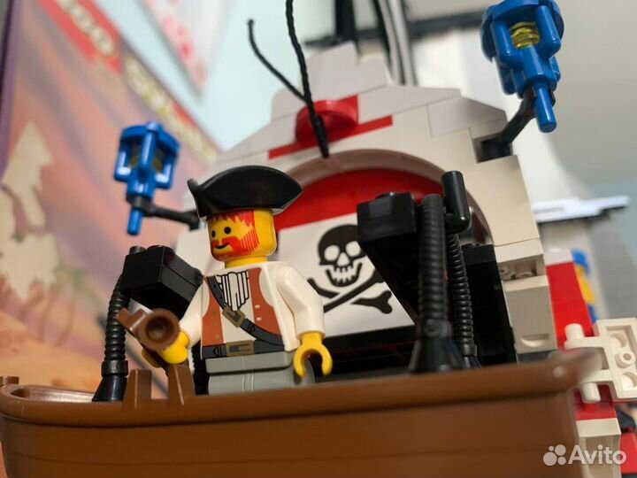 Lego Pirates 6286 - Skull's Eye Schooner