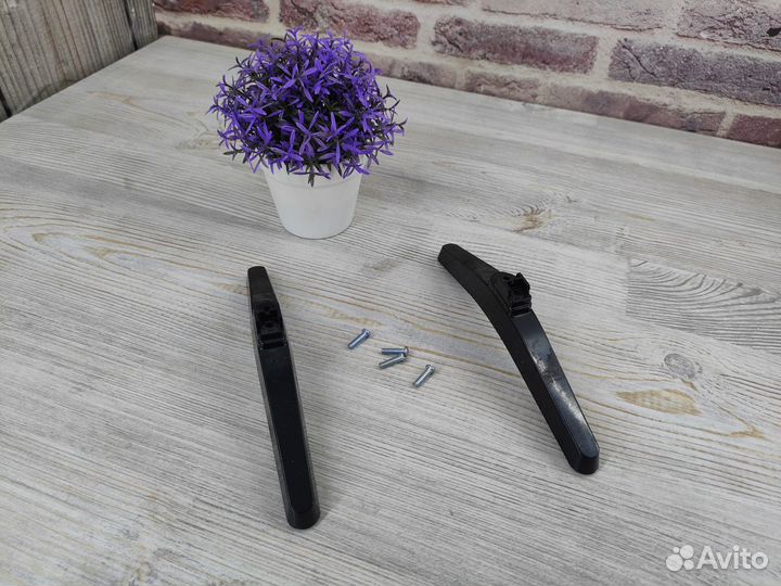 Подставка \ Ножки телевизора Doffler 32DHS69