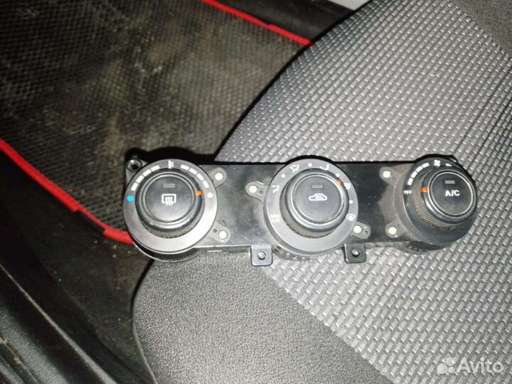 Блок управления отопителем киа сид 2008