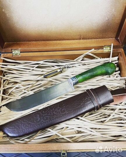 Нож в подарочной упаковке