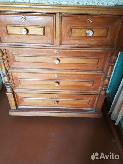 Комод старинный