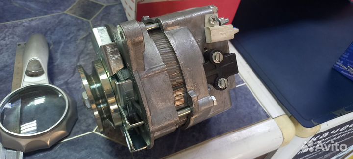 Генератор на 402 двигатель новый