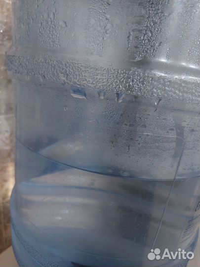 Куллер напольный для питьевой воды,требует ремонта