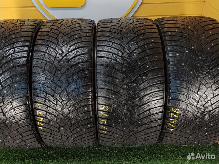 Pirelli Ice Zero 2 275/40 R21 и 315/35 R21