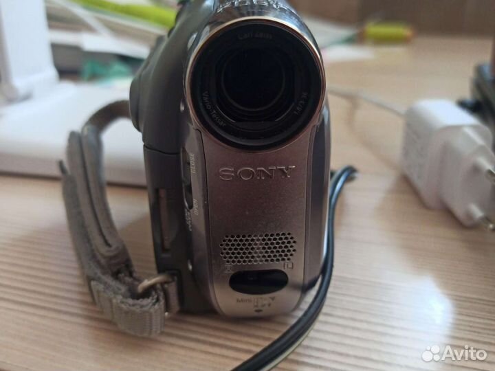 Видеокамера sony кассетная