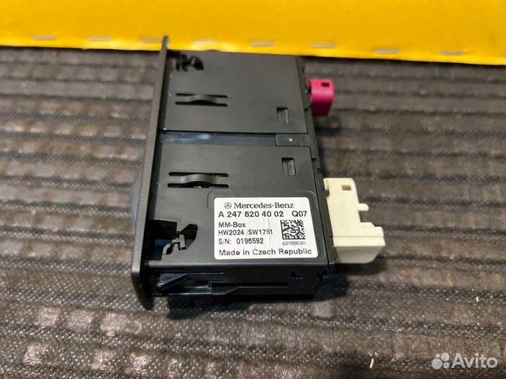 Блок USB разъемов Mercedes Benz A200 W177 282.914