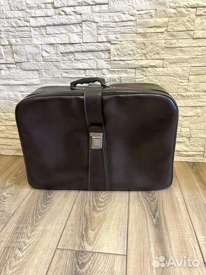 Чемодан коричневый кожаный СССР
