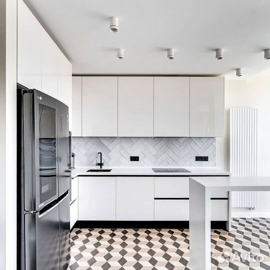 Кухонный гарнитур в стиле хай тек