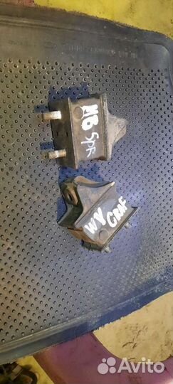 Подушка двигателя Mercedes Sprinter, VW Crafter