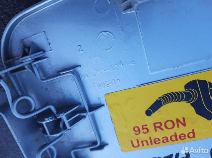 Лючок бензобака Фиат Альбеа