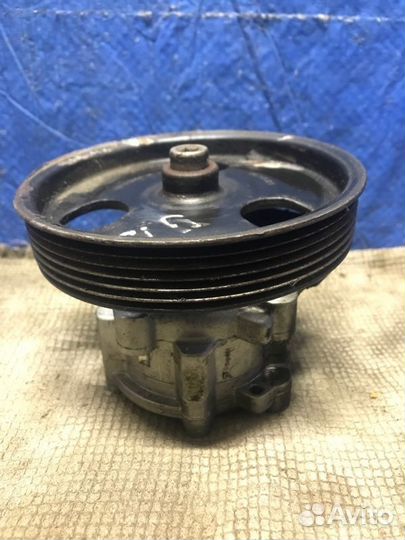 Насос гидроусилителя руля Nissan Almera G15 K4M