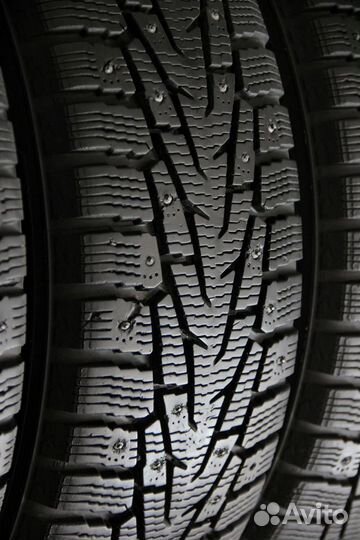 Nokian Tyres Hakkapeliitta 7 SUV 225/65 R17 106T