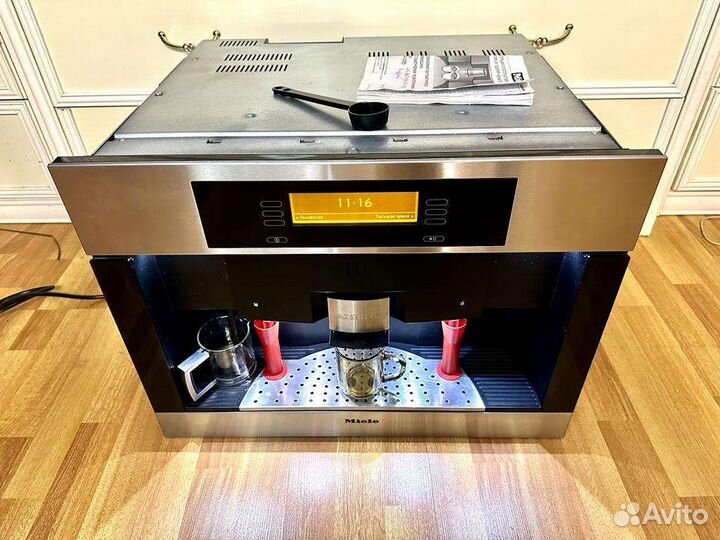Встраиваемая кофемашина miele