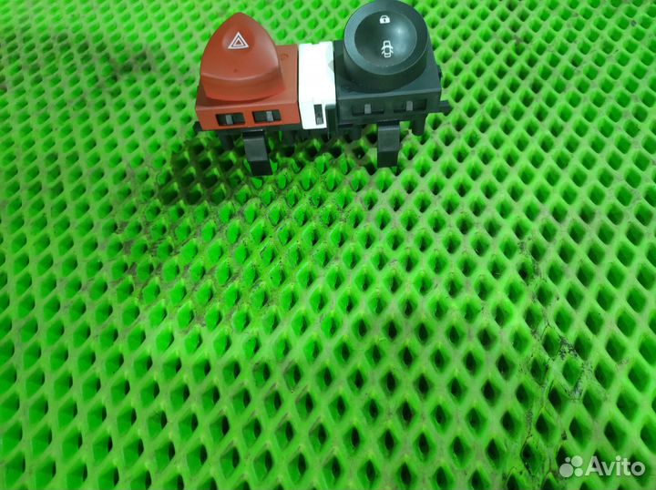 Кнопка аварийки renault megane 2