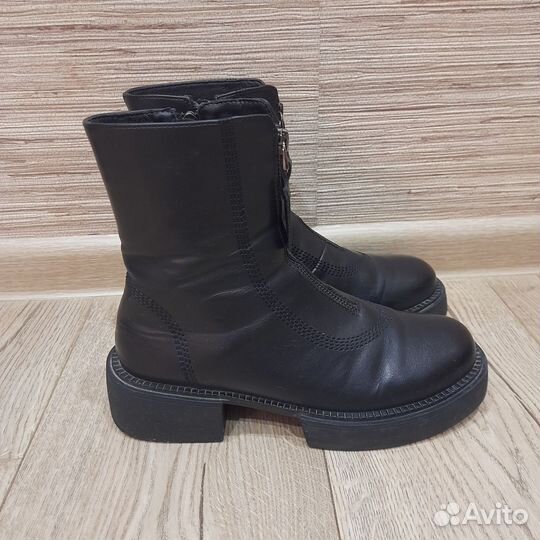Ботинки осенние