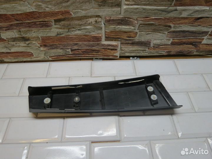 Накладка центральной стойки правая Citroen C4 B7