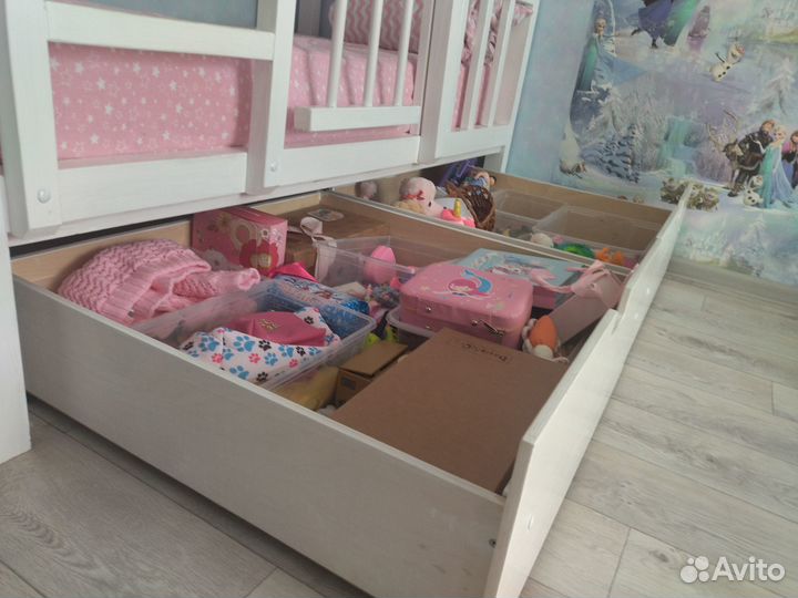 2х ярусная кровать + 2 ящика+ 2 матраса